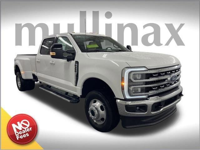 new 2025 Ford F-350 car, priced at $69,720