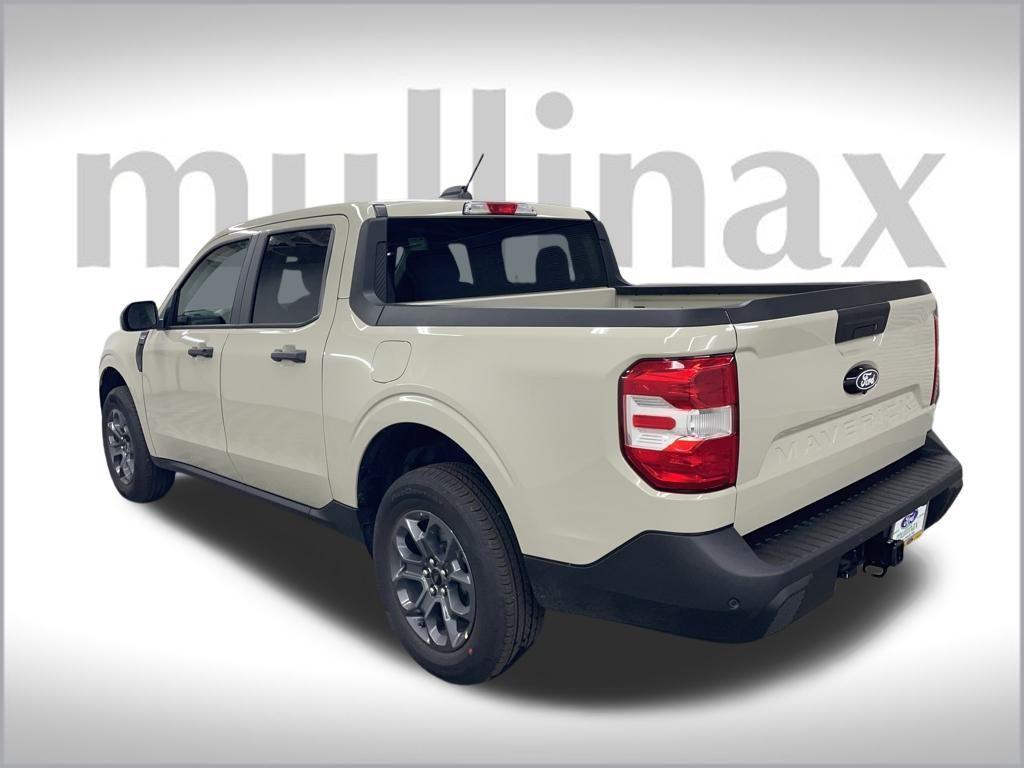 new 2025 Ford Maverick car, priced at $34,738