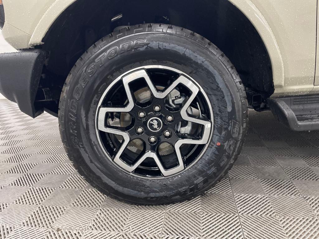 new 2025 Ford Bronco car, priced at $52,413