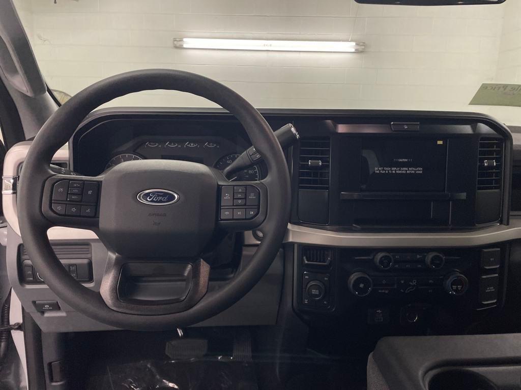 new 2025 Ford F-250 car, priced at $56,326