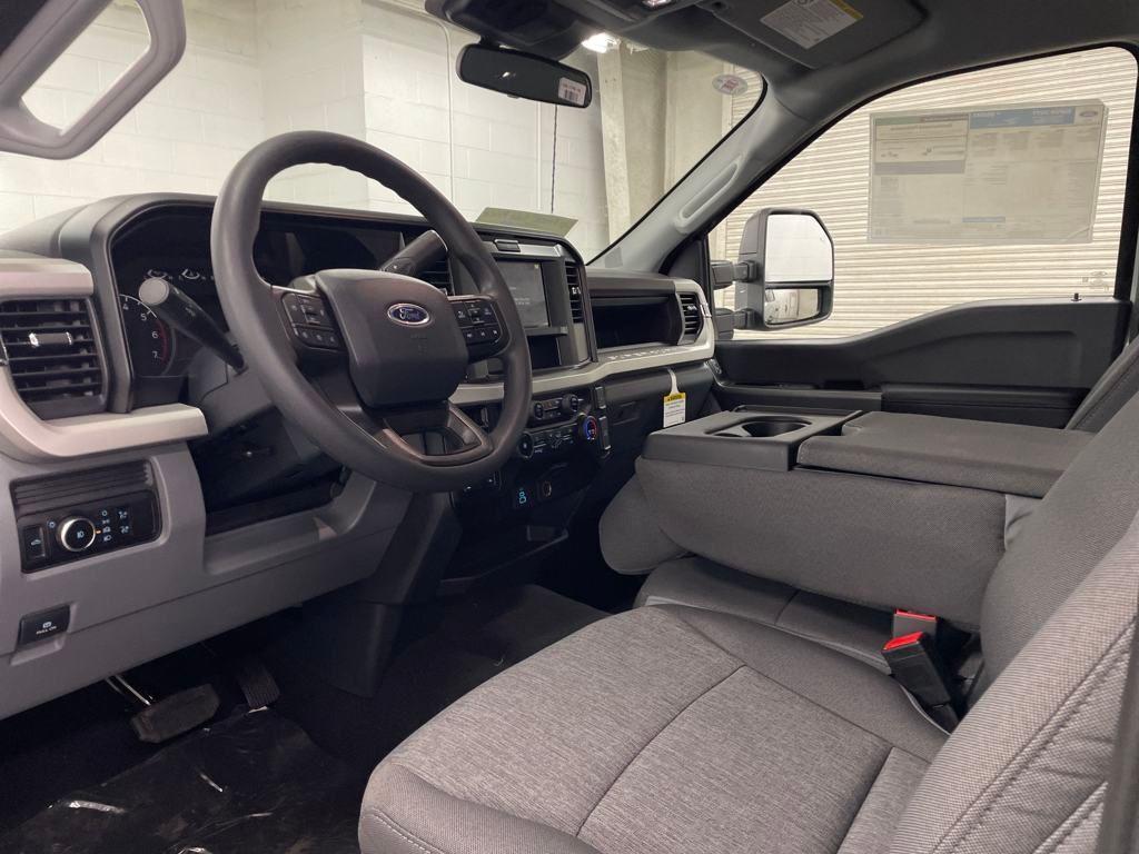 new 2025 Ford F-250 car, priced at $56,326