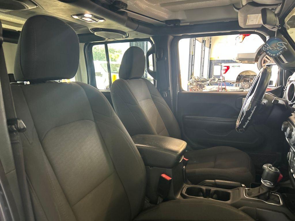 used 2020 Jeep Wrangler Unlimited car, priced at $25,500