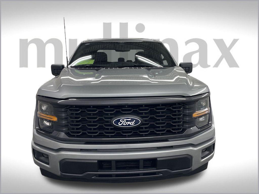 new 2025 Ford F-150 car, priced at $44,418