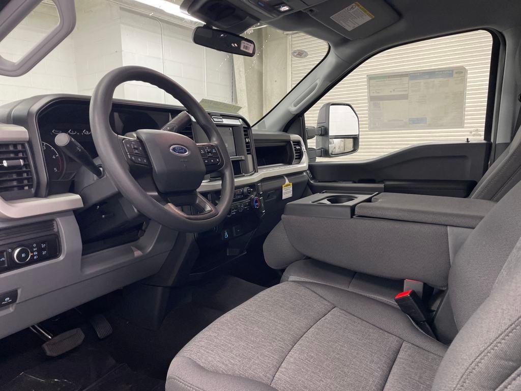 new 2025 Ford F-250 car, priced at $66,550