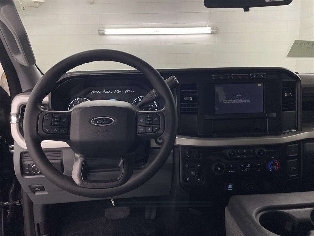 new 2024 Ford F-250 car, priced at $56,402