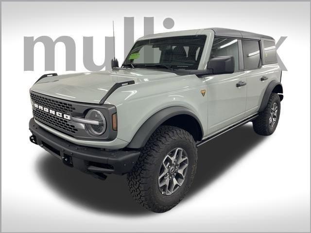 new 2024 Ford Bronco car, priced at $53,318