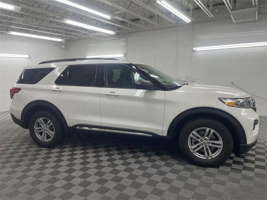 new 2024 Ford Explorer car, priced at $39,897