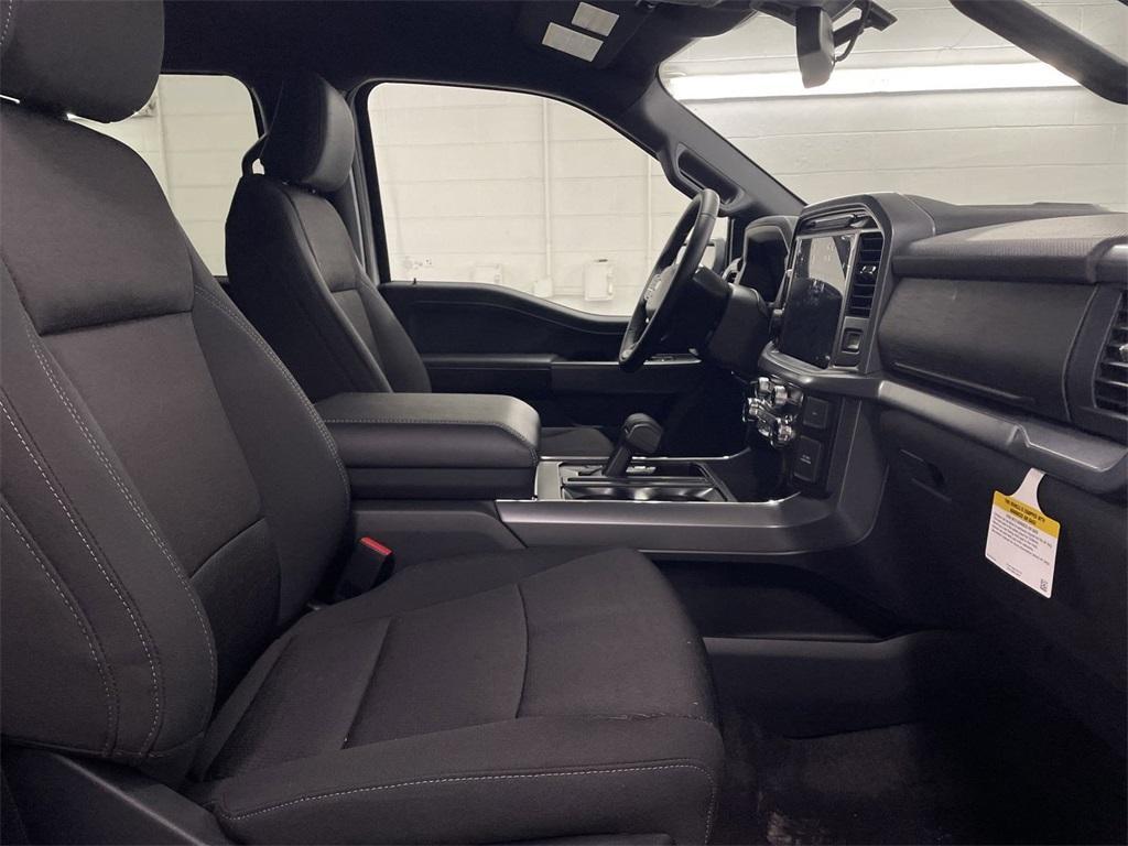 new 2025 Ford F-150 car, priced at $51,392