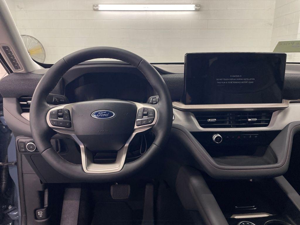 new 2025 Ford Explorer car, priced at $43,571
