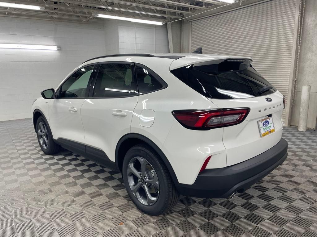 new 2025 Ford Escape car, priced at $30,634