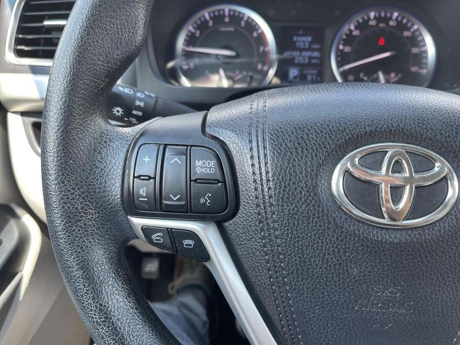 used 2016 Toyota Highlander car, priced at $15,390