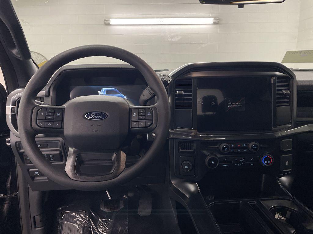 new 2025 Ford F-150 car, priced at $41,751