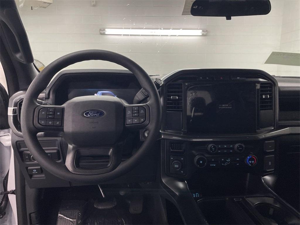 new 2024 Ford F-150 car, priced at $47,359