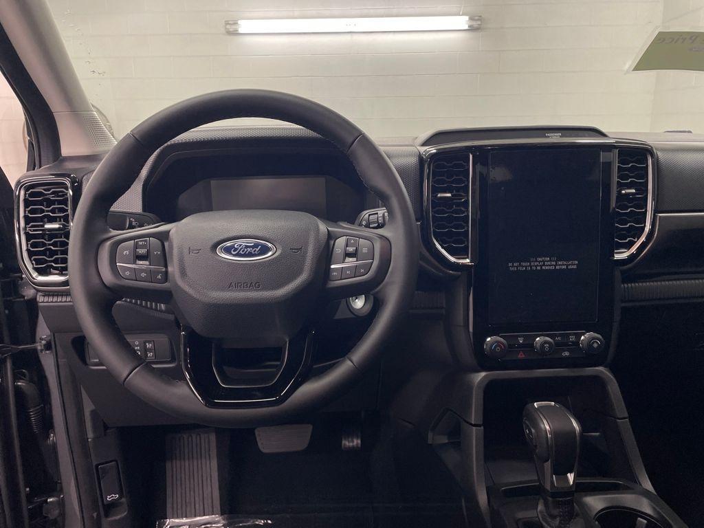 new 2025 Ford Ranger car, priced at $40,085