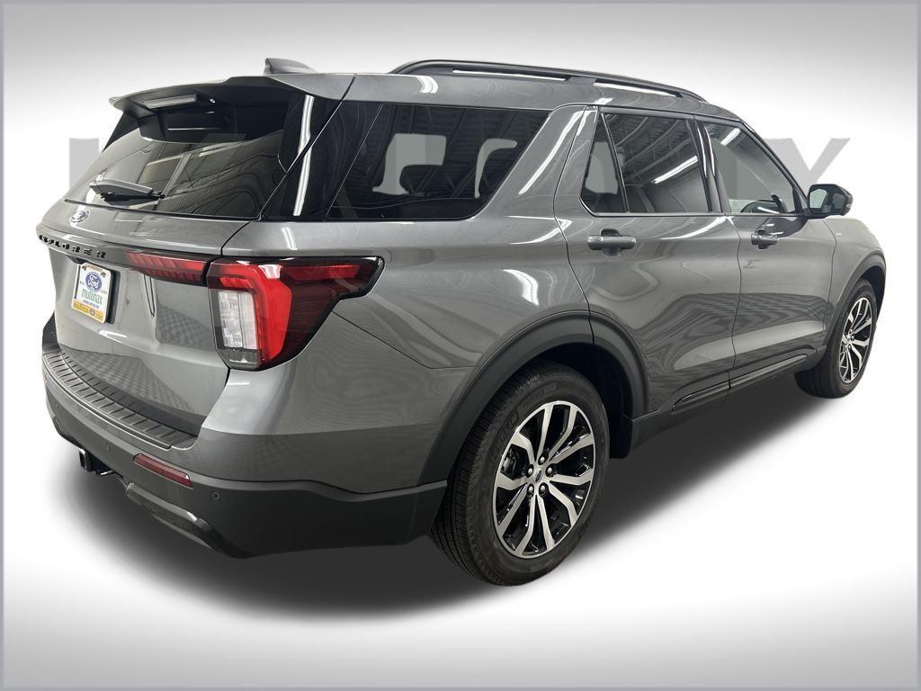new 2025 Ford Explorer car, priced at $43,008