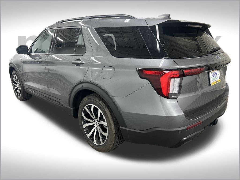 new 2025 Ford Explorer car, priced at $43,008
