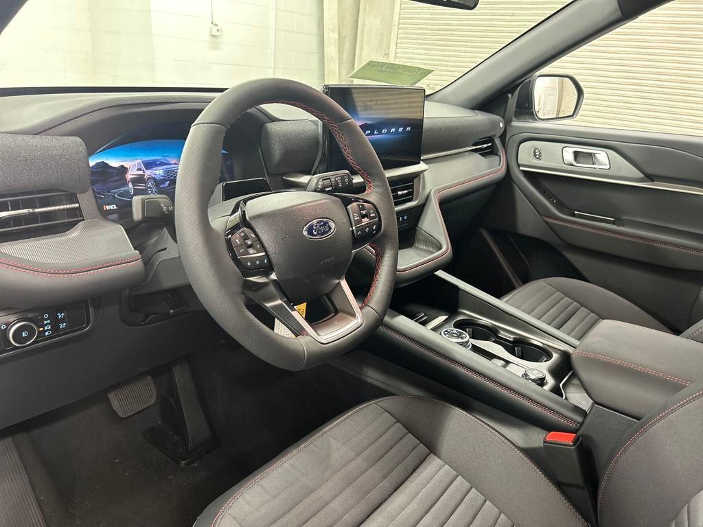 new 2025 Ford Explorer car, priced at $43,008