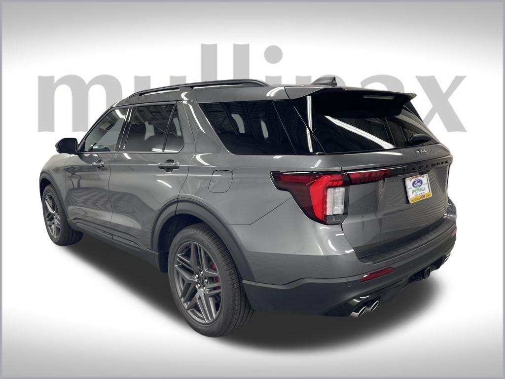 new 2025 Ford Explorer car, priced at $55,426