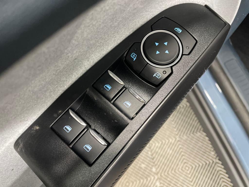 new 2025 Ford Maverick car, priced at $32,001