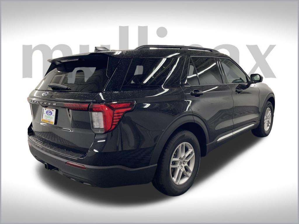 new 2025 Ford Explorer car, priced at $39,370