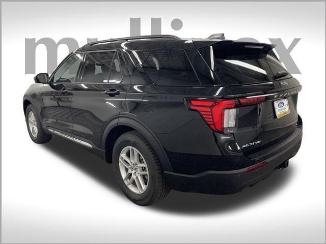 new 2025 Ford Explorer car, priced at $39,077