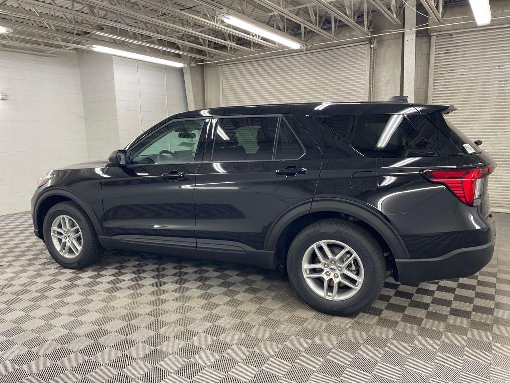 new 2026 Ford Explorer car, priced at $39,093