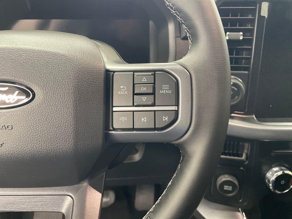 new 2025 Ford F-150 car, priced at $51,915