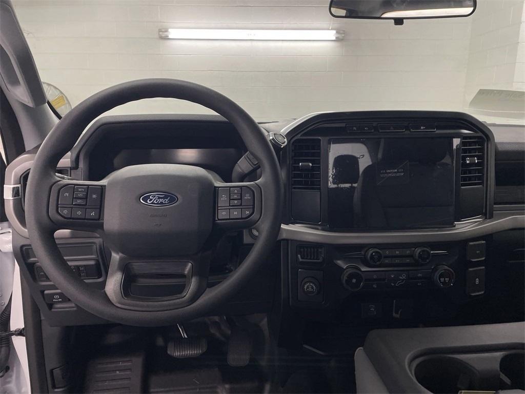 new 2024 Ford F-150 car, priced at $42,671