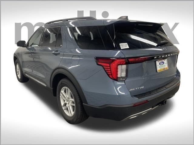 new 2025 Ford Explorer car, priced at $40,990