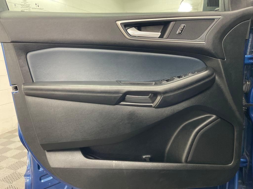 used 2023 Ford Edge car, priced at $27,500