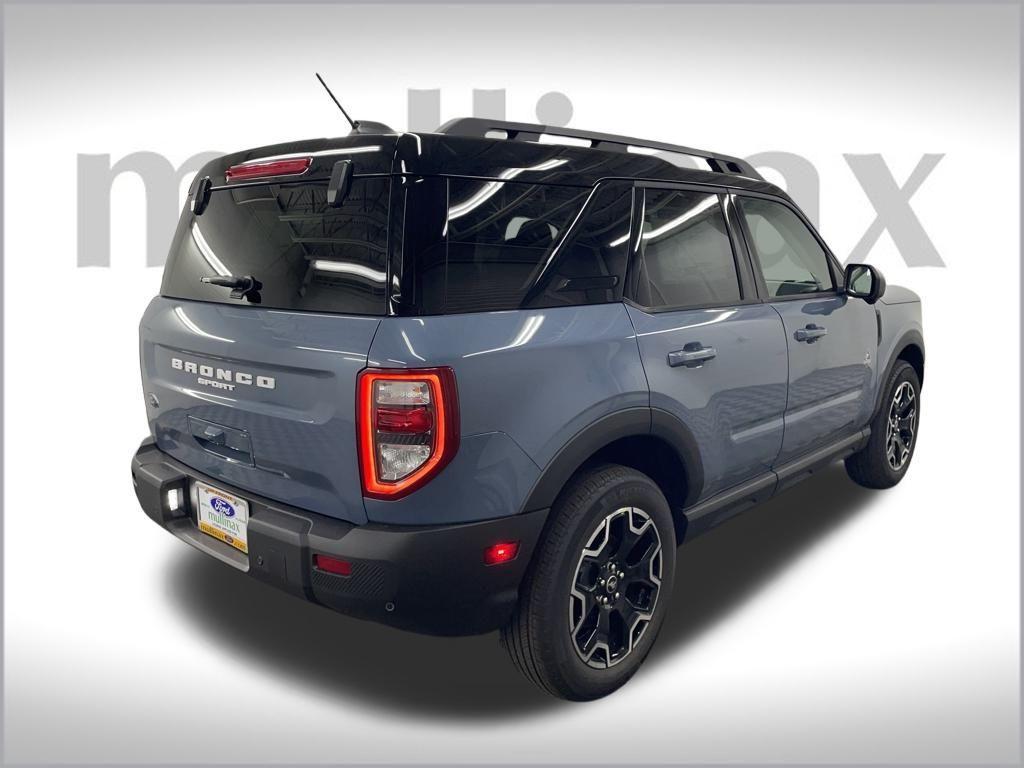 new 2025 Ford Bronco Sport car, priced at $37,955