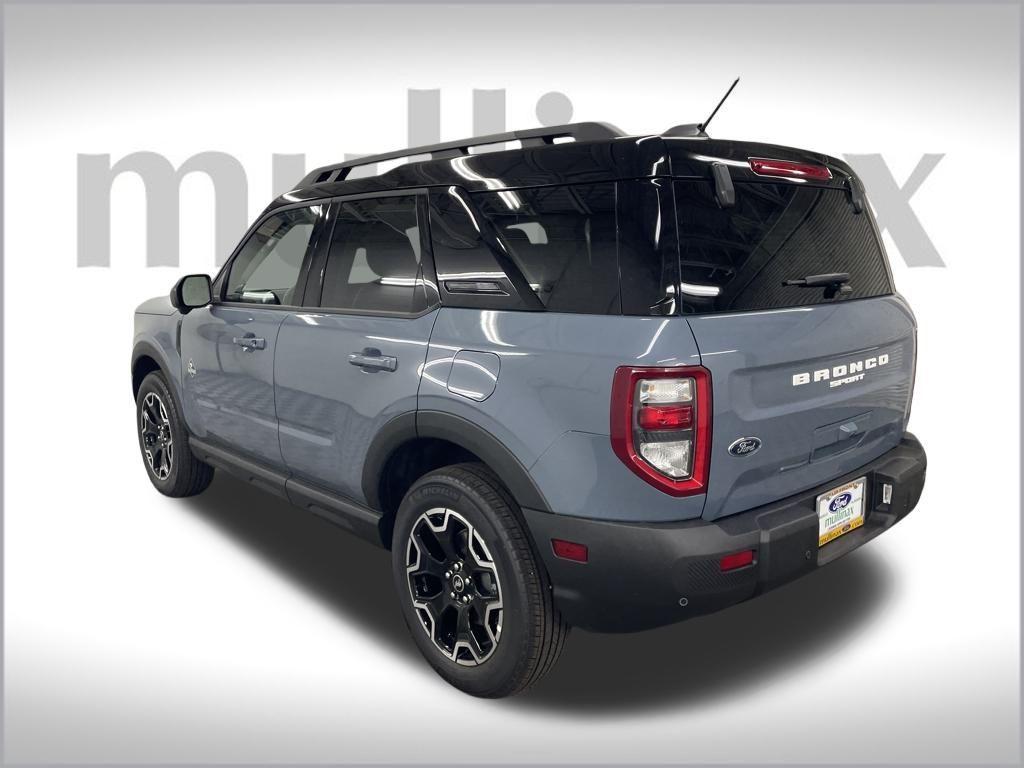 new 2025 Ford Bronco Sport car, priced at $37,955