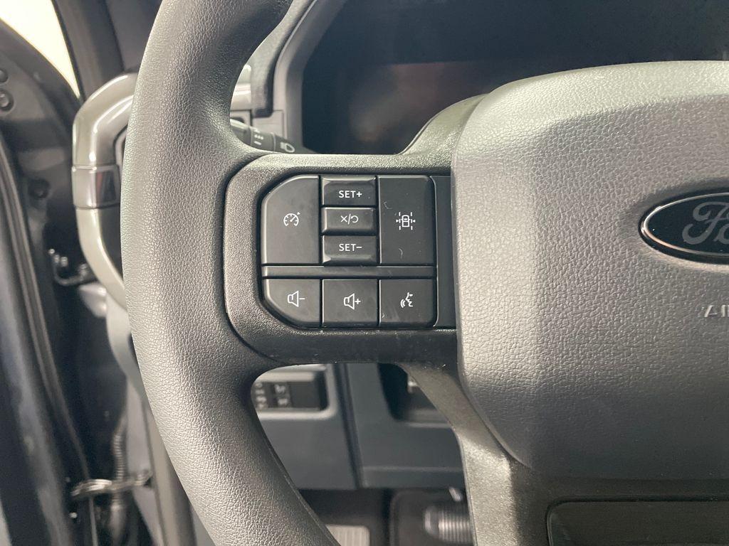 new 2025 Ford F-150 car, priced at $51,634