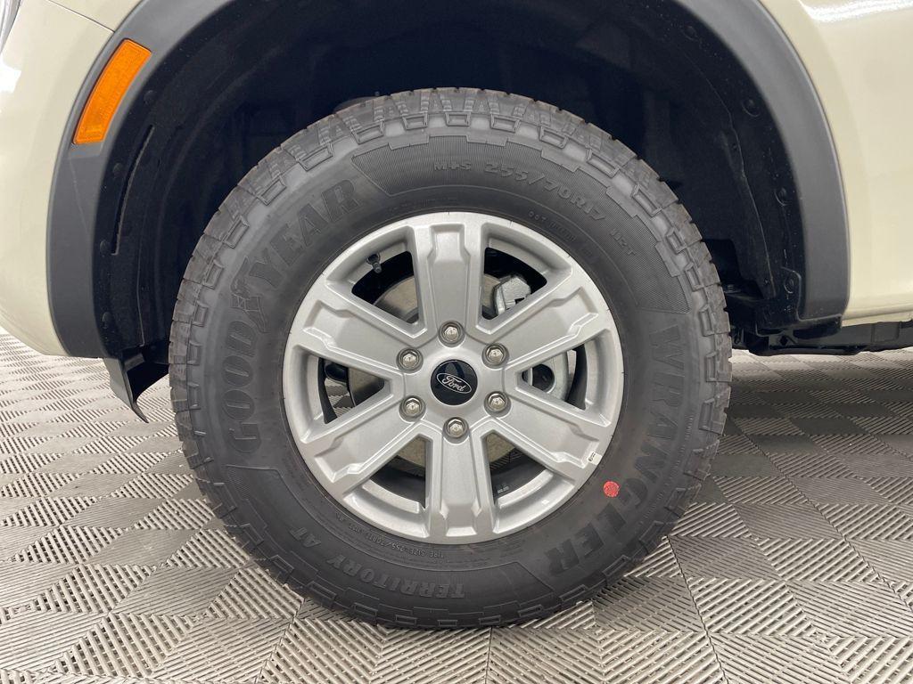new 2025 Ford Ranger car, priced at $33,178