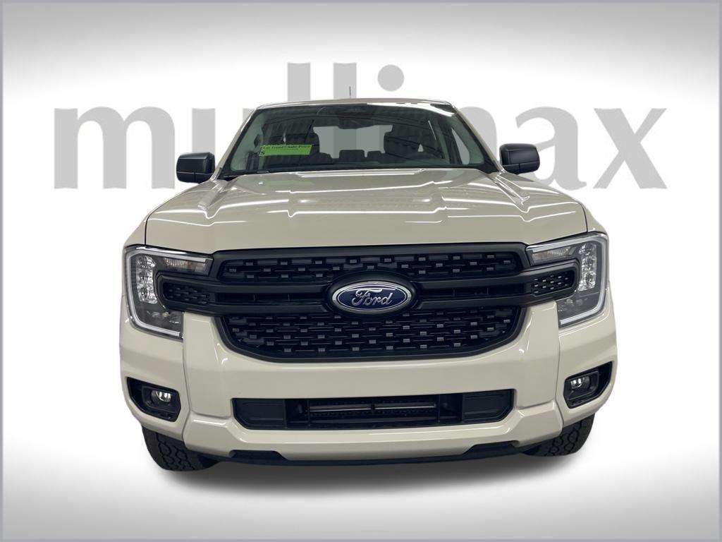 new 2025 Ford Ranger car, priced at $33,178