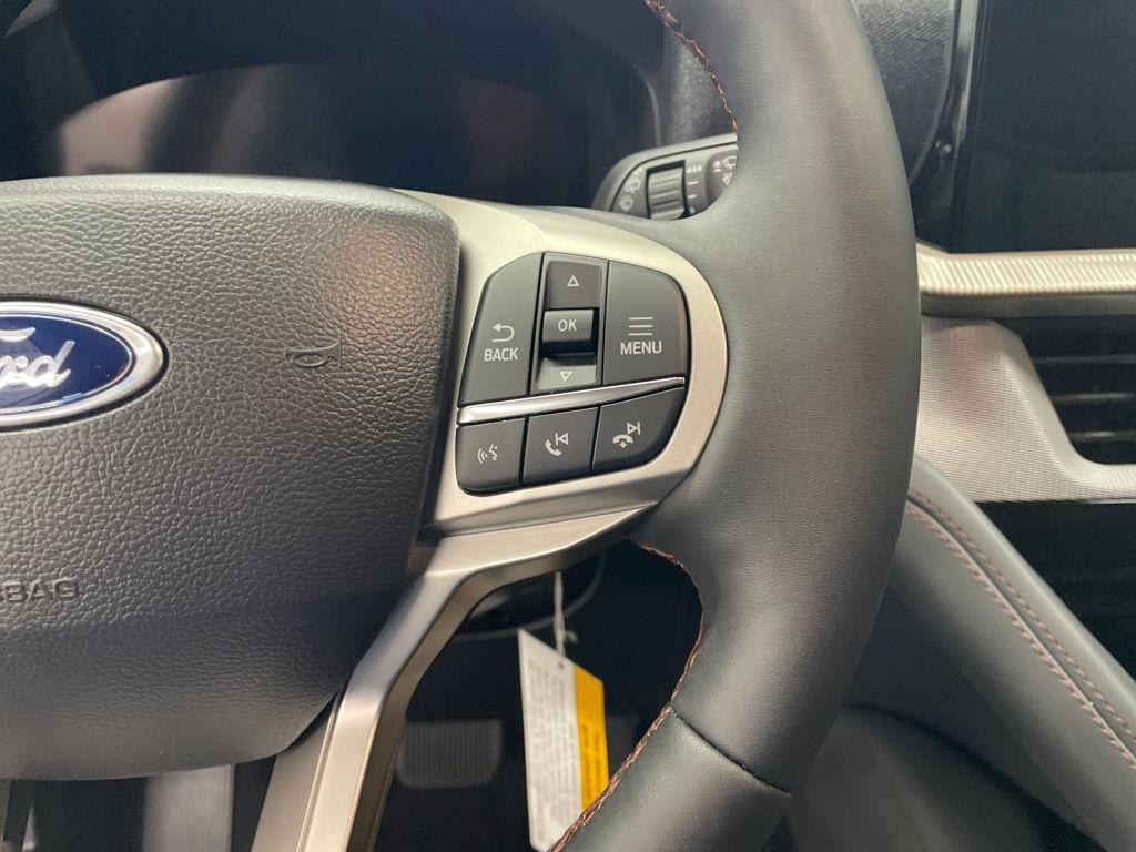 new 2025 Ford Explorer car, priced at $42,677