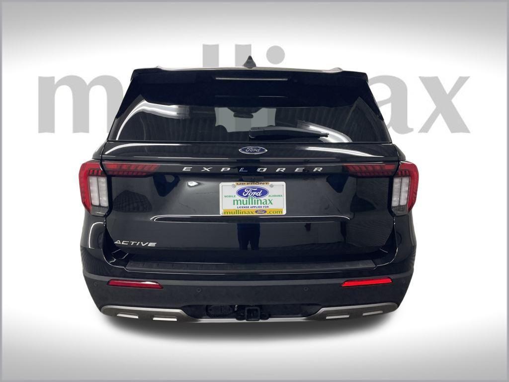 new 2025 Ford Explorer car, priced at $42,677