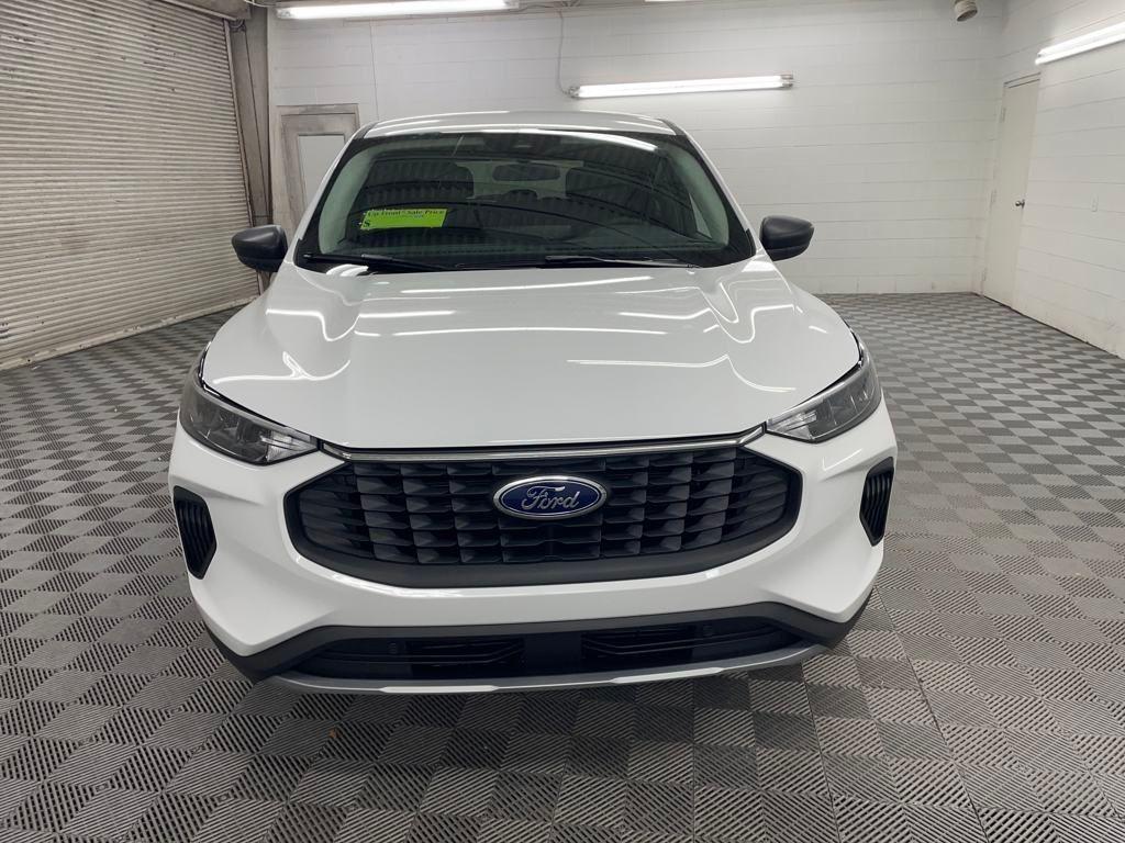 new 2025 Ford Escape car, priced at $28,572