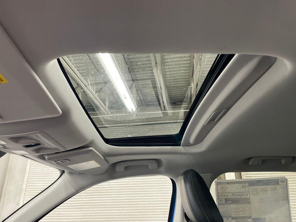 new 2025 Ford Maverick car, priced at $40,909