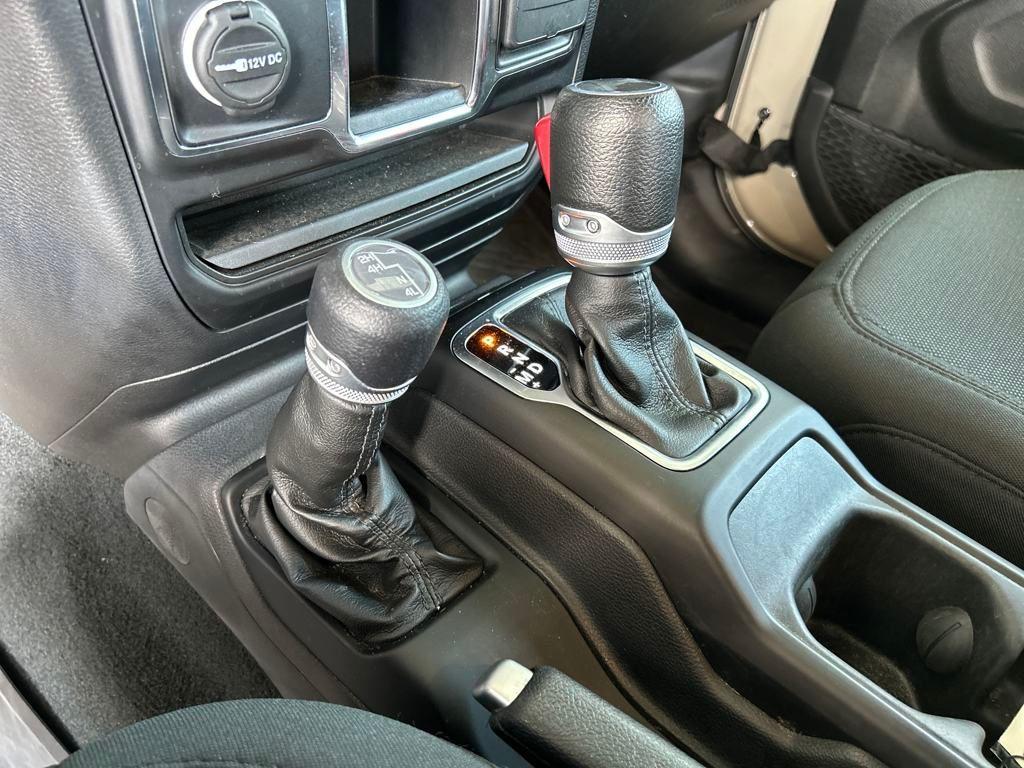 used 2022 Jeep Wrangler Unlimited car, priced at $27,990