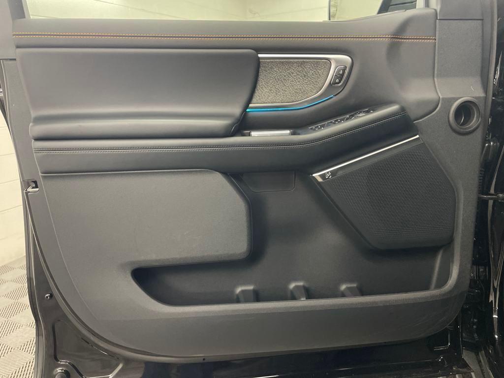 new 2025 Ford Expedition car, priced at $81,360