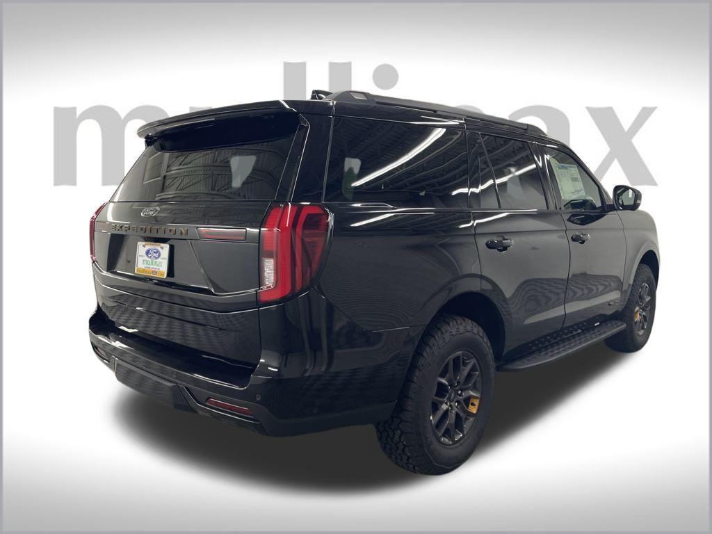 new 2025 Ford Expedition car, priced at $81,360