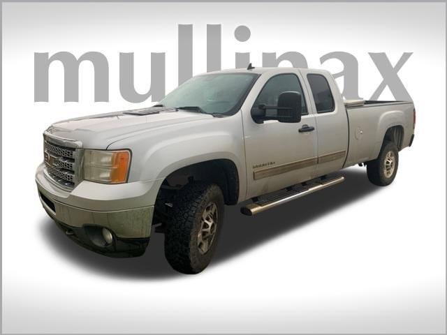 used 2013 GMC Sierra 2500 car, priced at $17,990