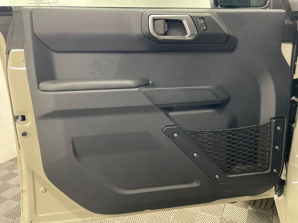 new 2025 Ford Bronco car, priced at $42,461