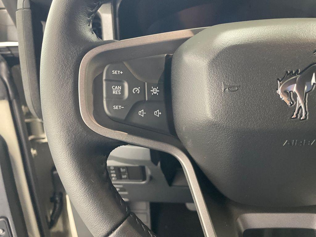 new 2025 Ford Bronco car, priced at $42,461