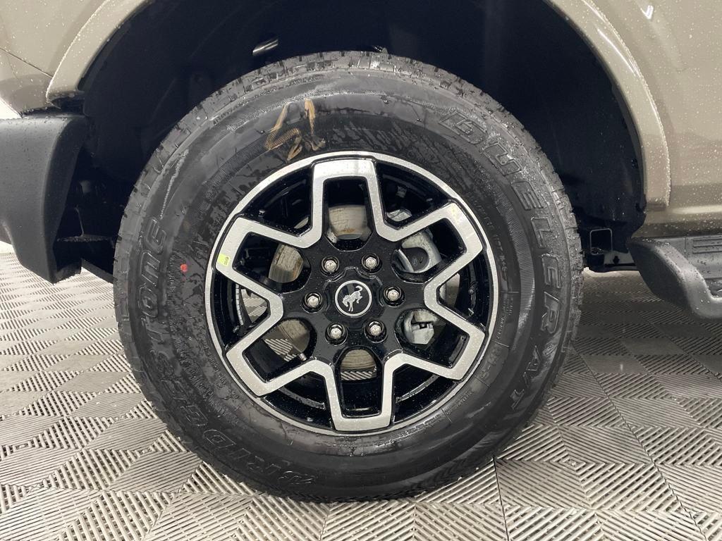 new 2025 Ford Bronco car, priced at $50,797