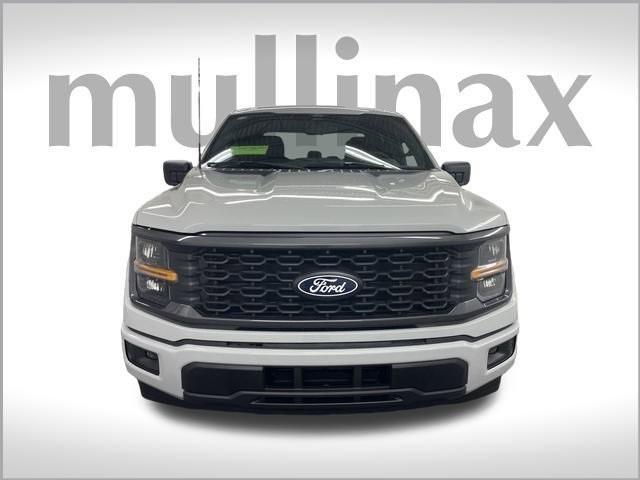 new 2024 Ford F-150 car, priced at $43,654