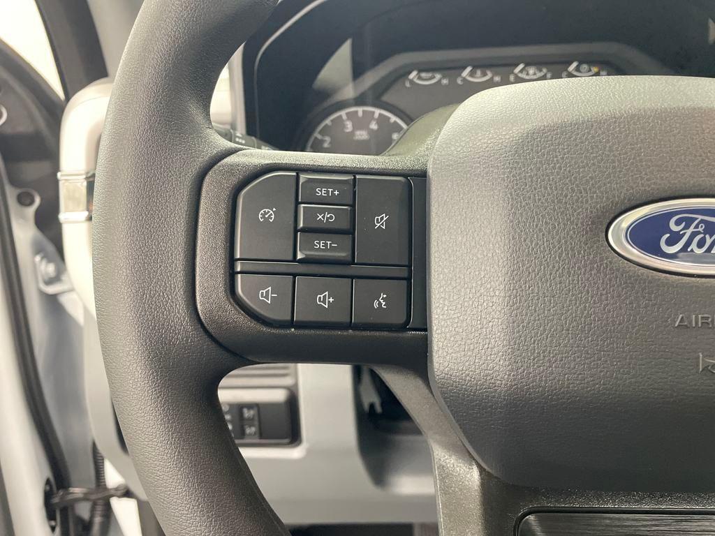 new 2025 Ford F-250 car, priced at $44,575