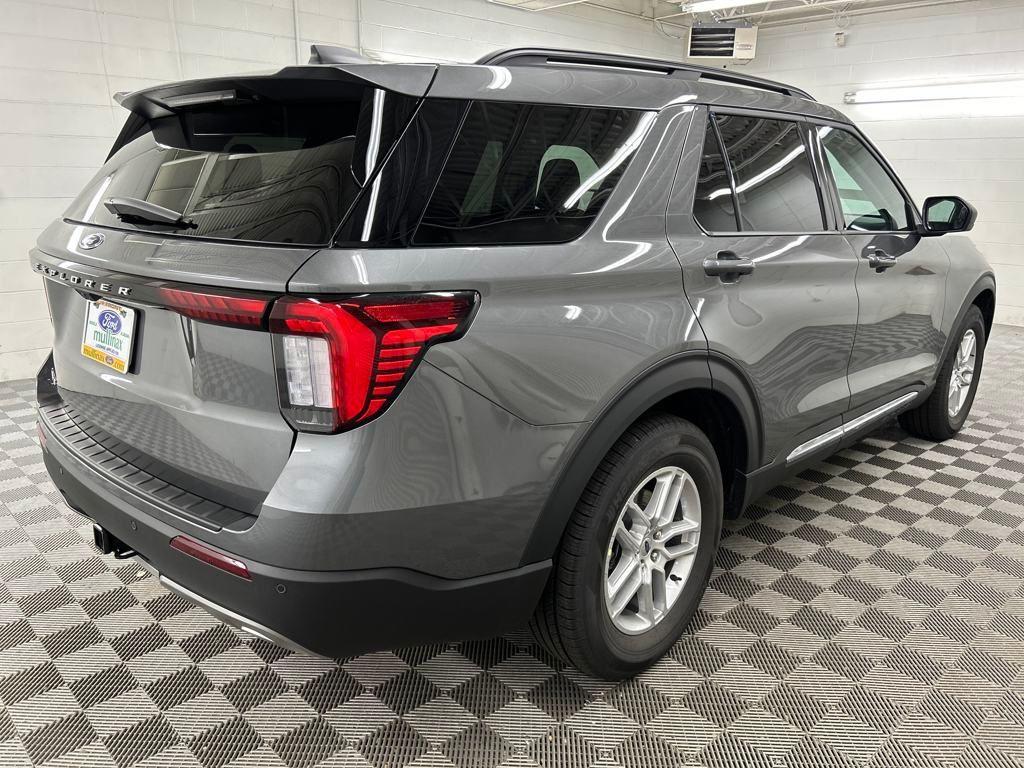 new 2025 Ford Explorer car, priced at $42,220