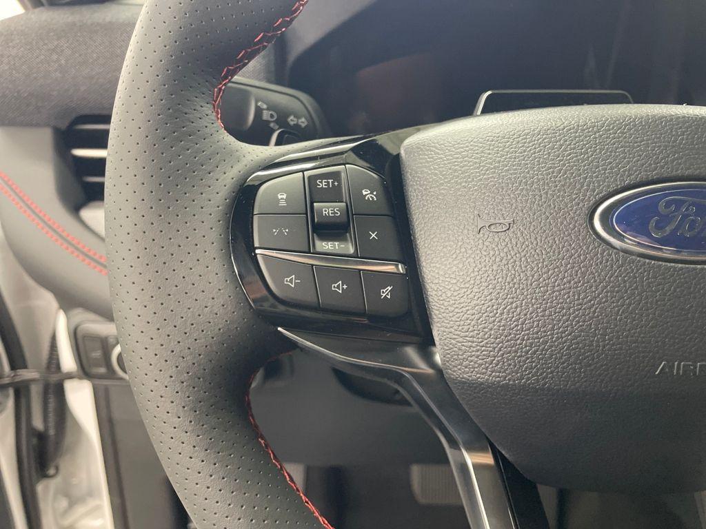 new 2025 Ford Explorer car, priced at $56,173